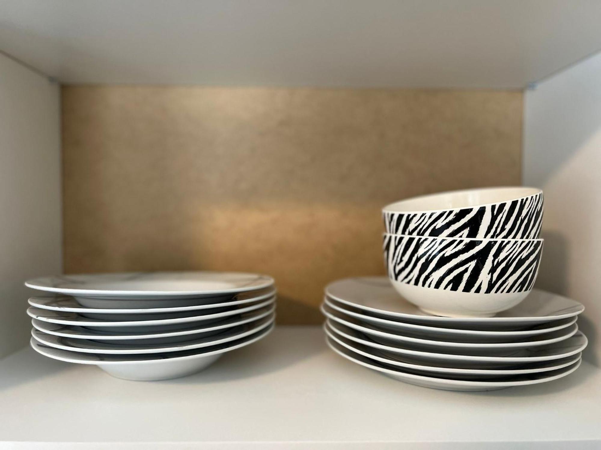 Studio-Apartments Fuer Monteure & Businessgaeste Zentral In 노이뮌스터 외부 사진