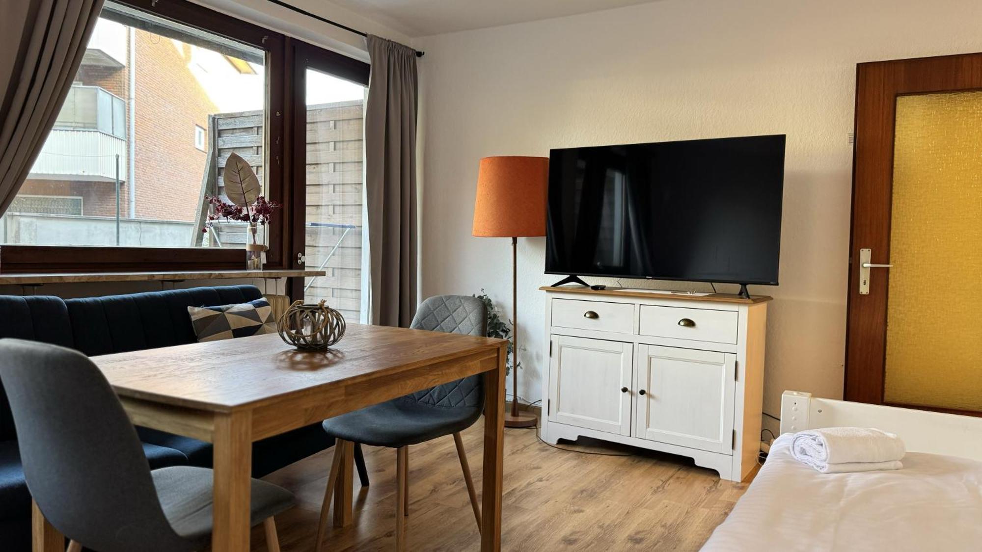 Studio-Apartments Fuer Monteure & Businessgaeste Zentral In 노이뮌스터 외부 사진
